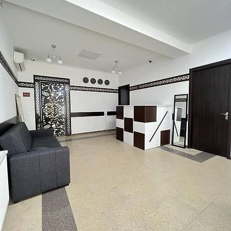 "Modeli" Hostel Tbilisi Exteriör bild