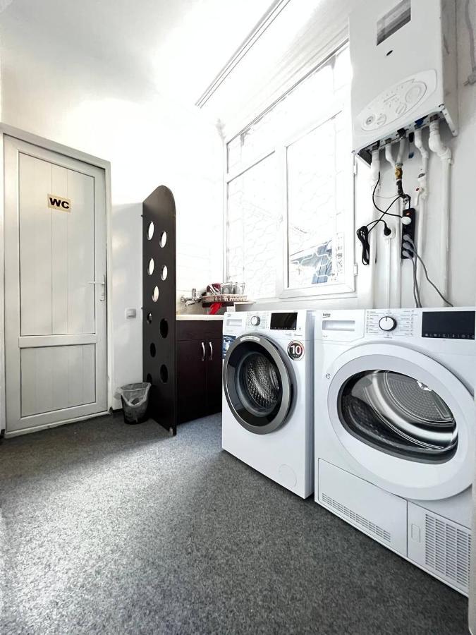 "Modeli" Hostel Tbilisi Exteriör bild