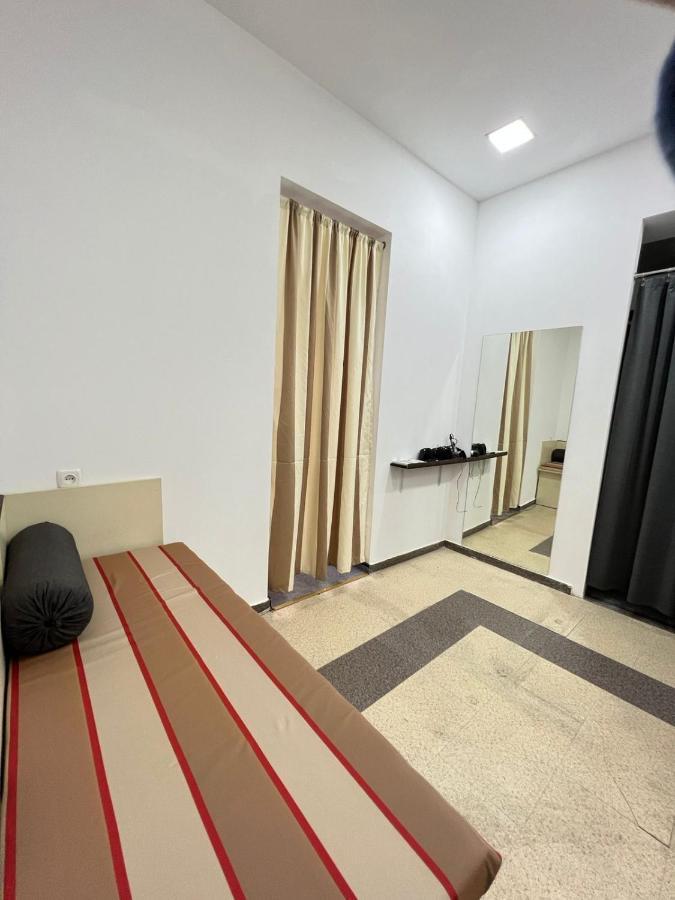 "Modeli" Hostel Tbilisi Exteriör bild